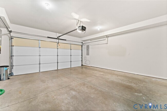 Building Photo - 3904 Village Townes Walk