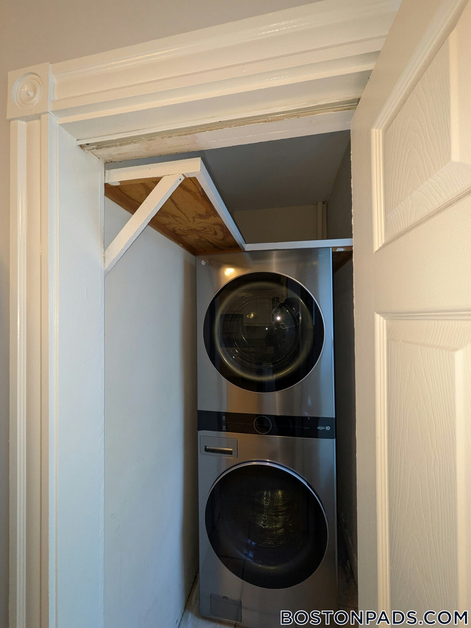 Building Photo - 184 Green St