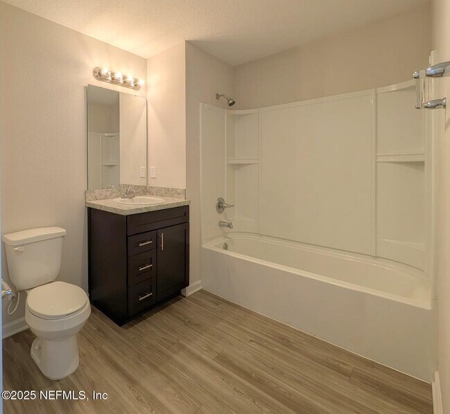 Building Photo - 6023 Carolines Ct