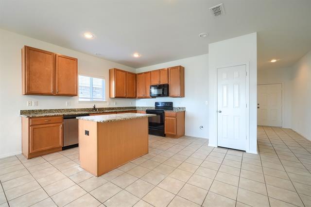 Building Photo - 2308 Angoni Way
