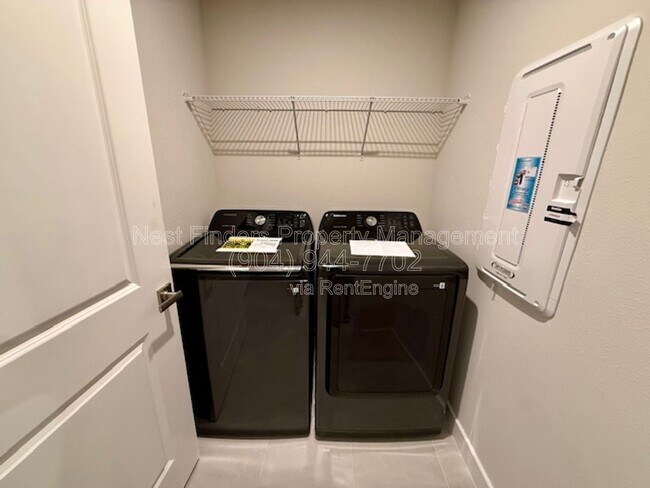 Building Photo - 55 Gaston Ct