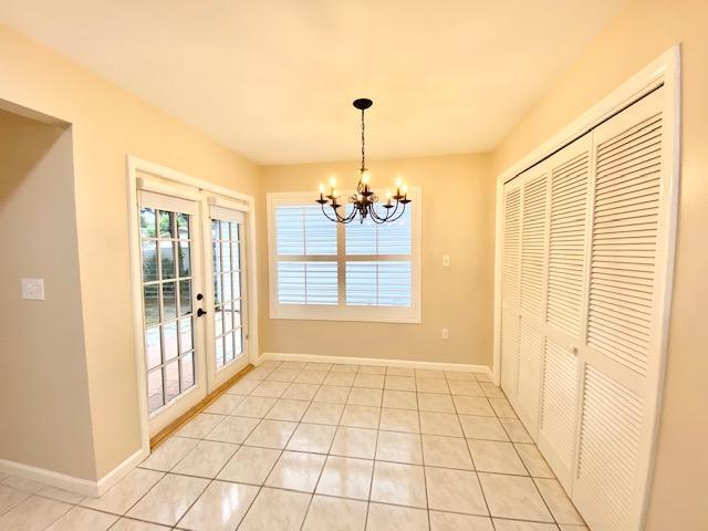 Building Photo - 213 Parkwood Cir