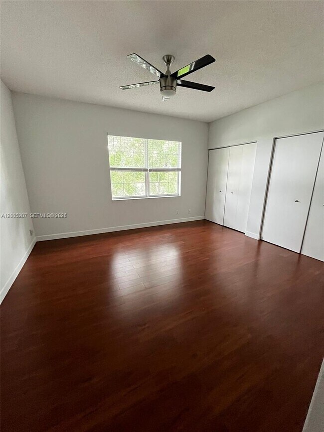 Building Photo - 1844 Salerno Cir