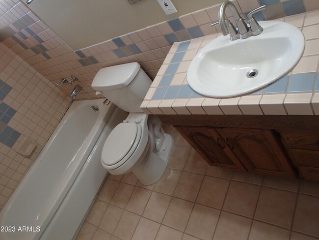 Building Photo - 1125 W Colter St