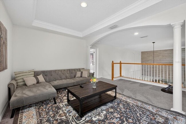 Building Photo - 11115 Avery Oaks Dr