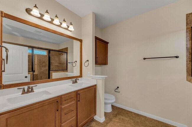 Building Photo - 16421 Pallazo Dr