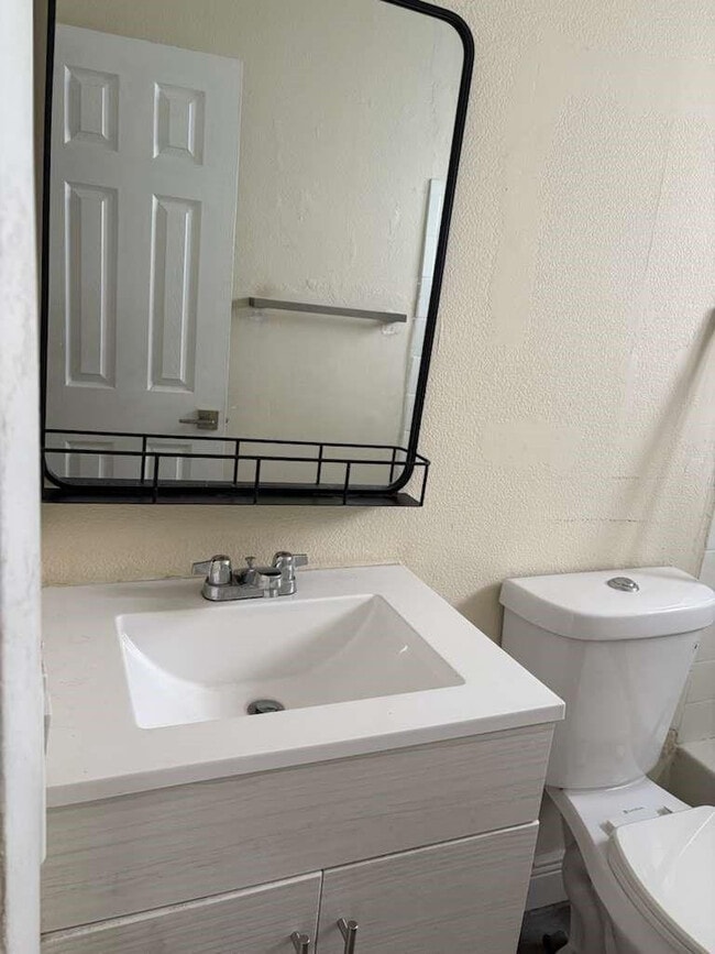 Building Photo - 5971 NW 17th Pl