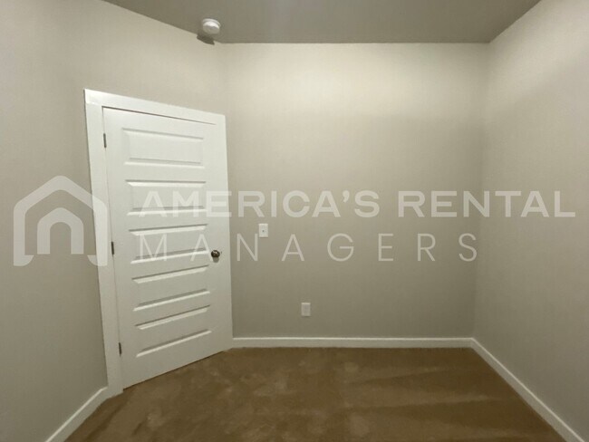 Building Photo - Home for Rent in Clanton, AL!!! COMING SOON!