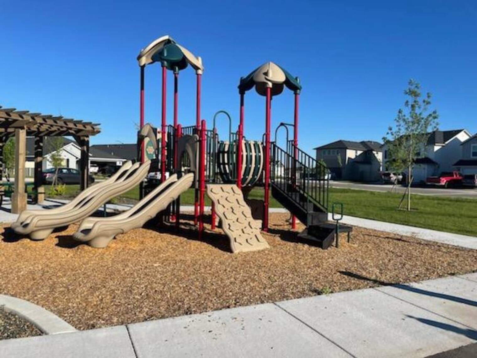 Building Photo - 5280 West Grand Rapids St