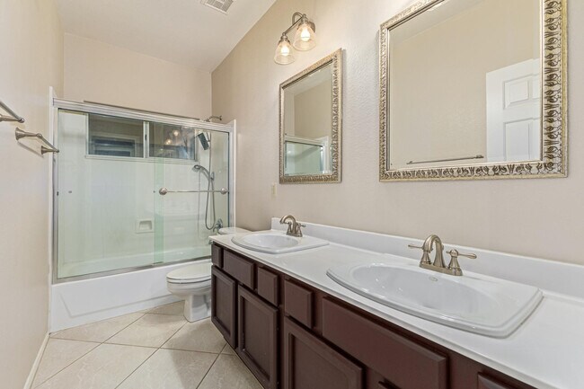 Building Photo - 4843 E Windstone Trl