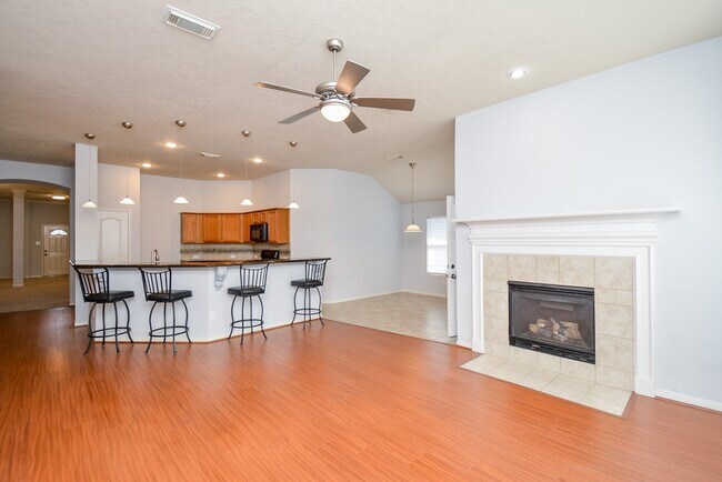Building Photo - 3807 Belmont Turn