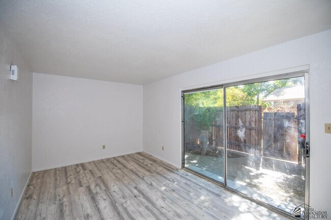 Building Photo - 123 S Magnolia Ave