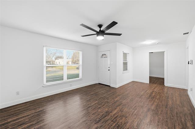 Building Photo - 1005 Highland Dr