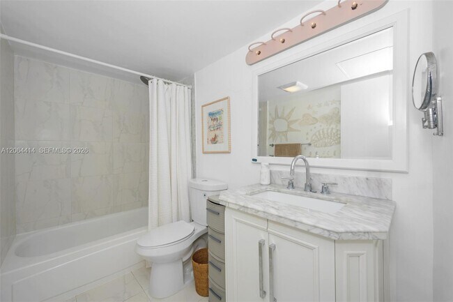Building Photo - 10275 Collins Ave