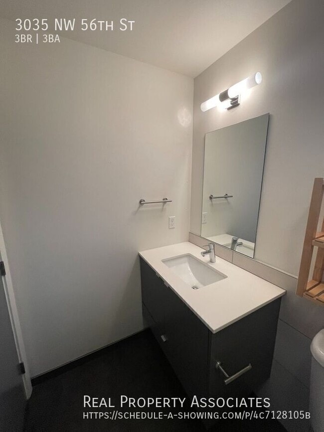 Building Photo - 3035 NW 56th St