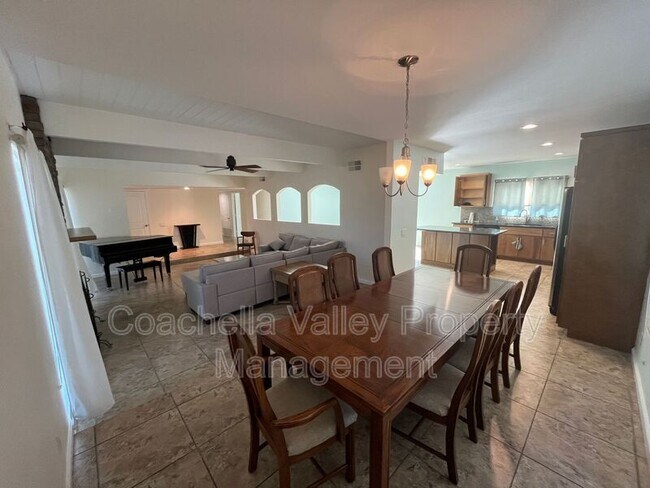 Building Photo - 71425 Halgar Rd