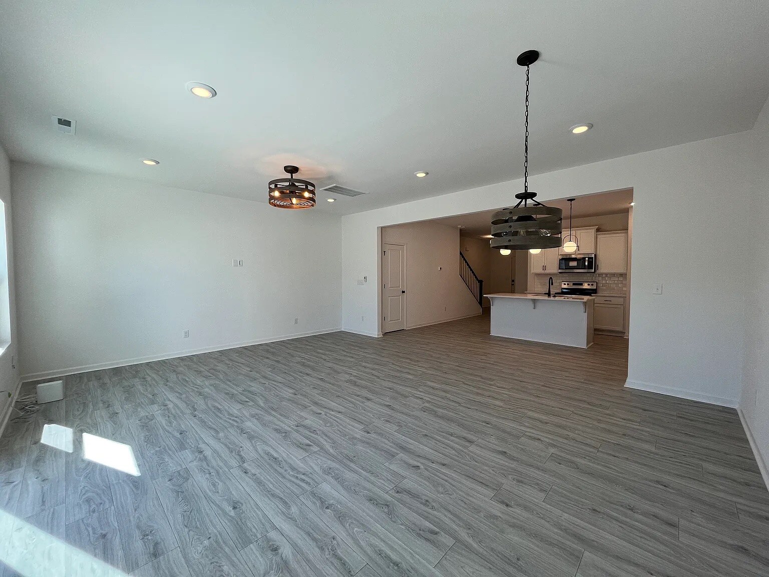 Building Photo - Room in Townhome on Pagebrook Ln