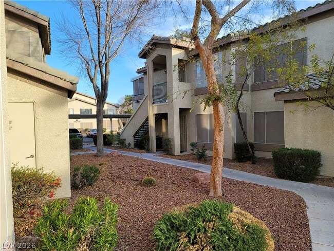 Building Photo - 5710 E Tropicana Ave
