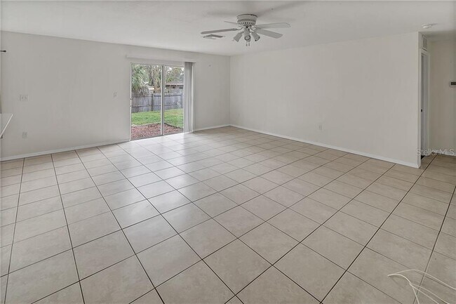 Building Photo - 1039 Dogwood Dr