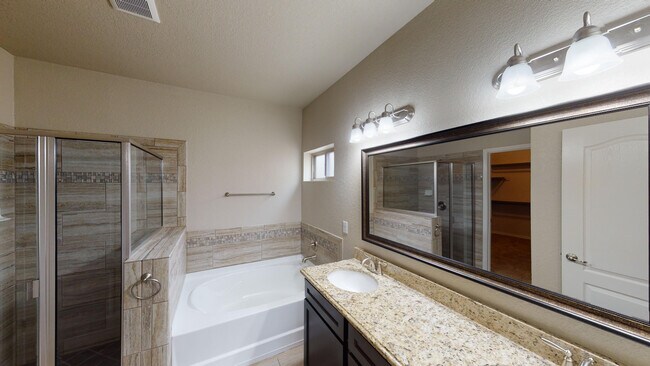 Building Photo - 7805 Enchanted Cir Dr