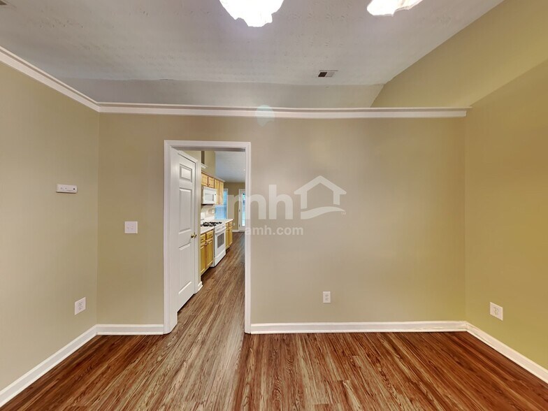 Building Photo - 3301 Freedom Landing NW
