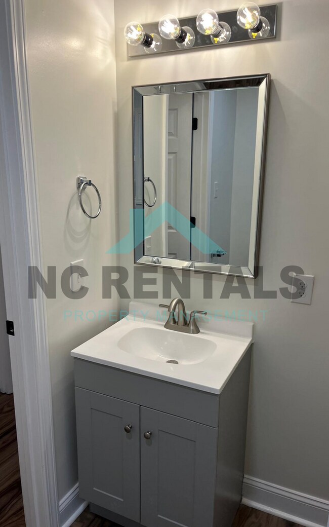 Building Photo - 1036 Brower Rd