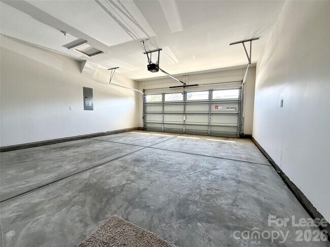 Building Photo - 11212 Glasden Rd