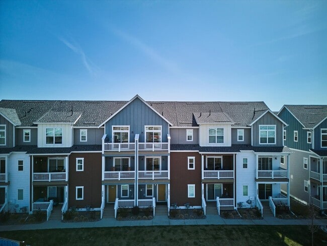 Building Photo - 2862 S Galapago Ct