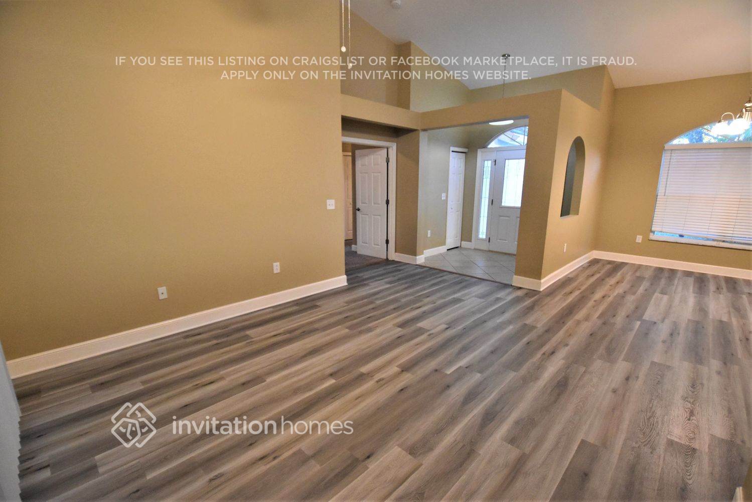 Building Photo - 4526 Windsor Ct E