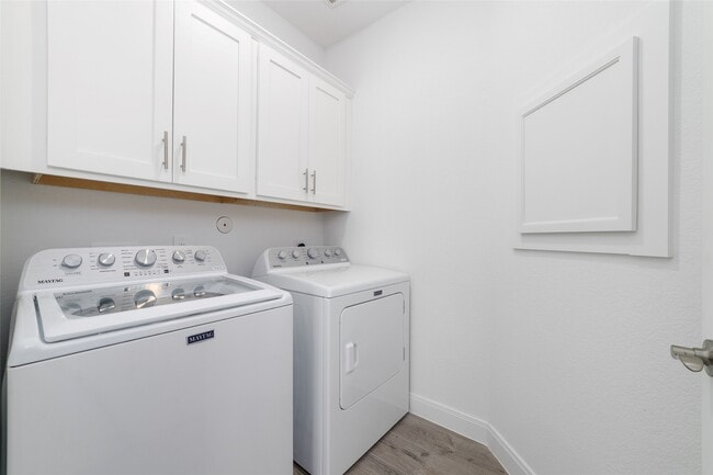 Building Photo - 14435 Gdn Grv Ct