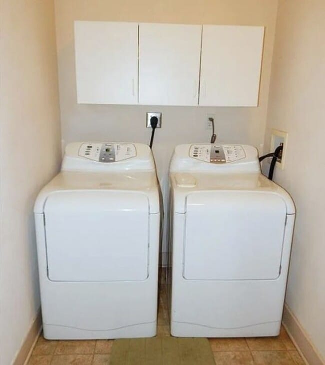 Building Photo - Historic 5 Bed 1.5 Bath in York