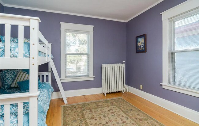 Building Photo - This Amazing 4BR/2 BA Home on Summit Hill ...