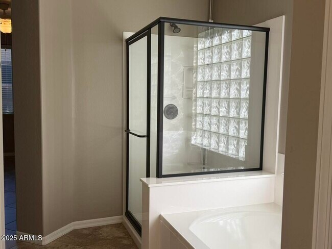 Building Photo - 297 E Kaibab Dr