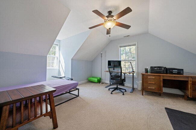 Building Photo - PENDING APPLICATION 03/28/26: Available now! Perfect 3br/2.5ba Home Only 1/2 Mile From Durham's B...