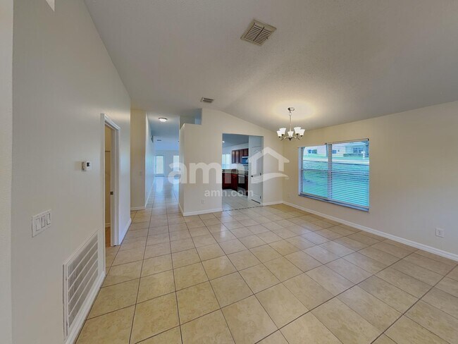 Building Photo - 1951 Southern Oak Loop