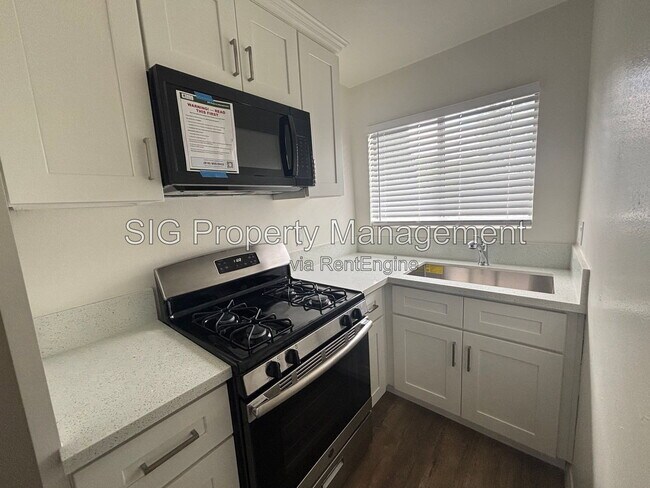 Building Photo - 311 Griswold Ave