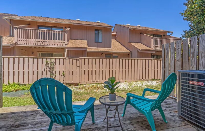 Building Photo - 2200 Crow Ln