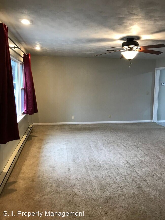 Building Photo - 3 br, 1.5 bath House - 1800 W. Sunset