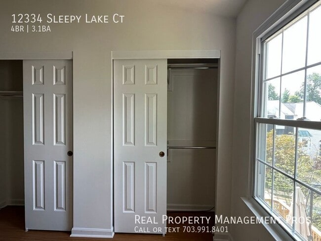 Building Photo - 12334 Sleepy Lake Ct