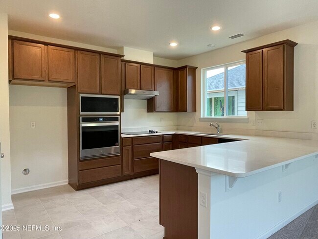 Building Photo - 310 Rambling Brk Trl