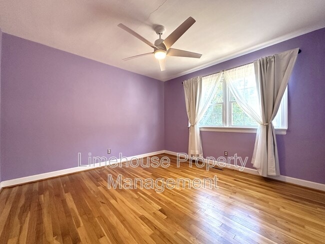 Building Photo - 604 Berkley Pl