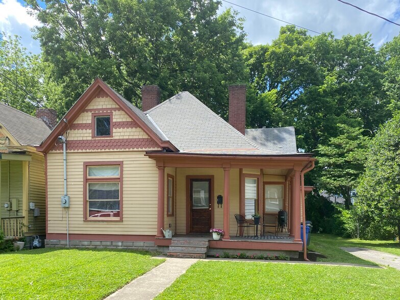 Building Photo - 339 Oldham Ave