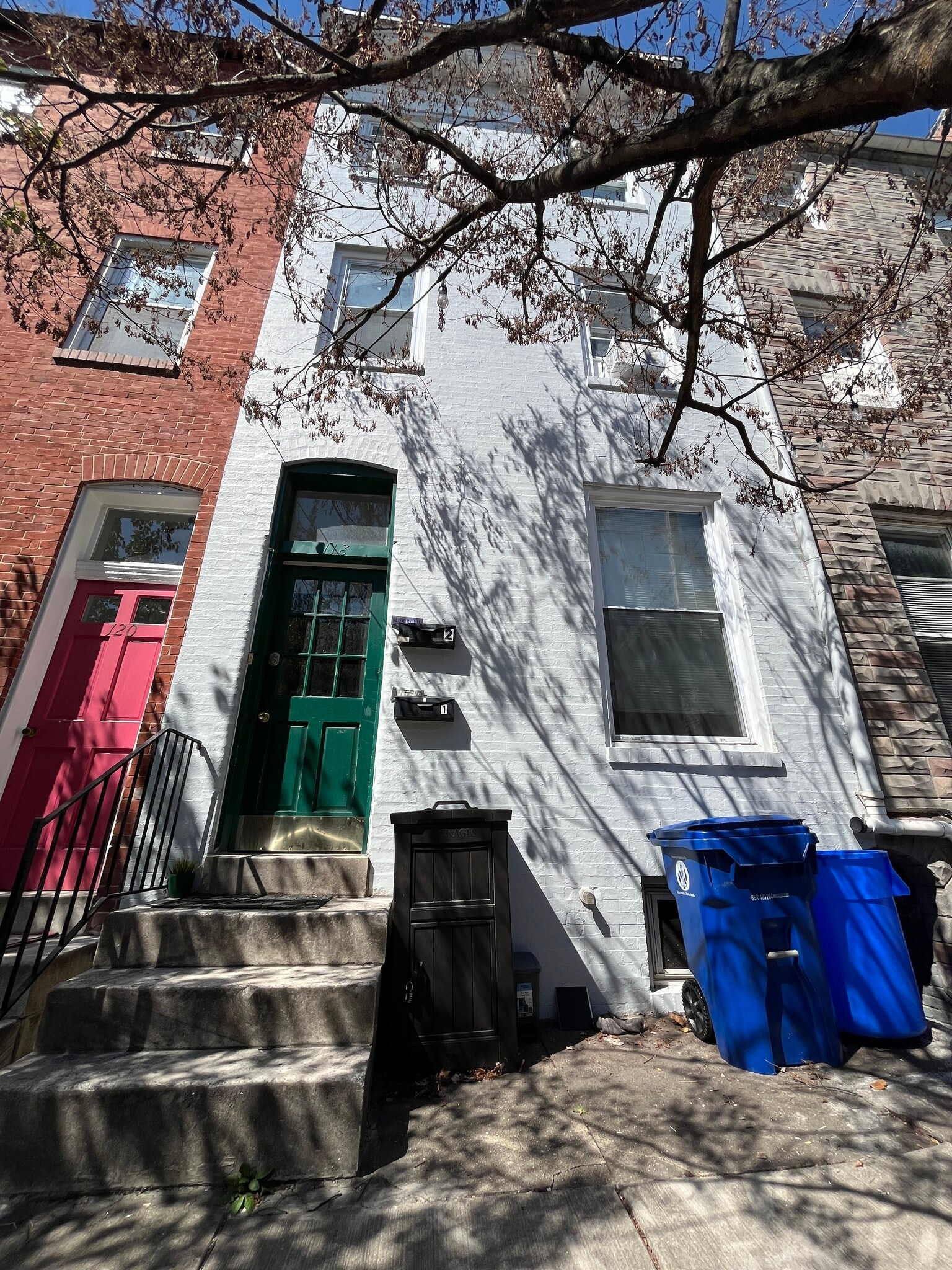 Front - 118 S Washington St