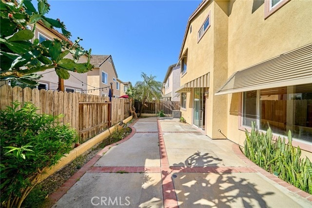 Building Photo - 22859 Morro Dr