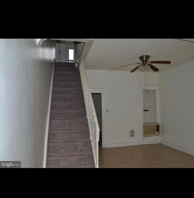 Building Photo - 3140 G St