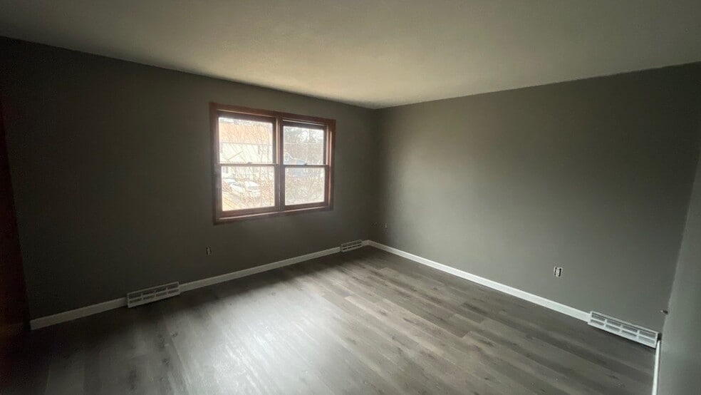 Building Photo - 63 -65 Wisteria St