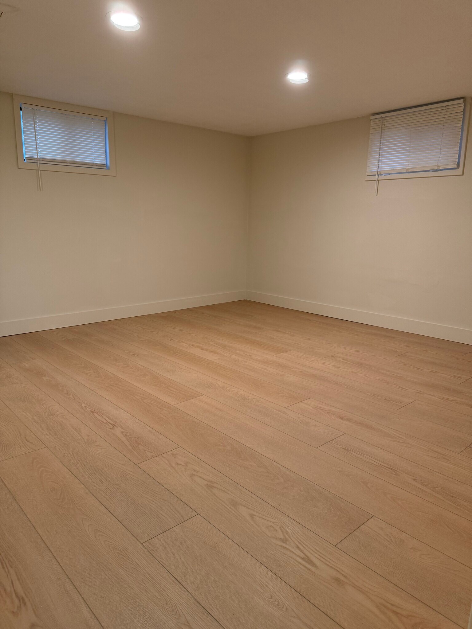 Building Photo - 1819 E Parleys Canyon Blvd