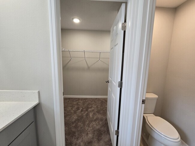 Building Photo - Beautiful 3/2/2 SF Home For Rent in Davenport, FL $2199