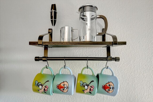 Building Photo - 8303 Palm Pkwy