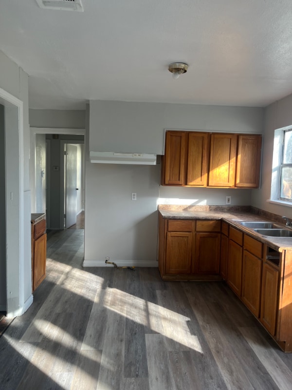 Building Photo - 2721 Sunnybrook St